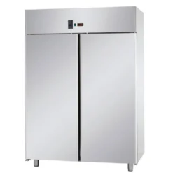 ARMOIRE PÂTISSIÈRE 2 PORTES PLEINES - POSITIVE VENTILÉ - 1400 LITRES - Isotech