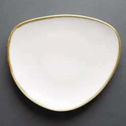 Assiettes Triangulaires Couleur Craie 230mm - Lot de 6 - Olympia Kiln