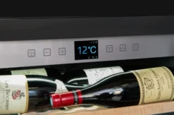 Cave à Vin de Vieillissement APOGEE 150 Porte Pleine - 147 Bouteilles - La Sommelière