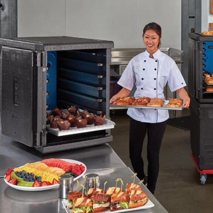 Conteneur Isotherme EPP à Chargement Frontal avec 6 Glissières - 126 litres - Cambro