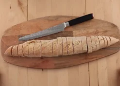 Couteau à Pain avec Saya et Boîte en Bambou - lame 20 cm - Kotai