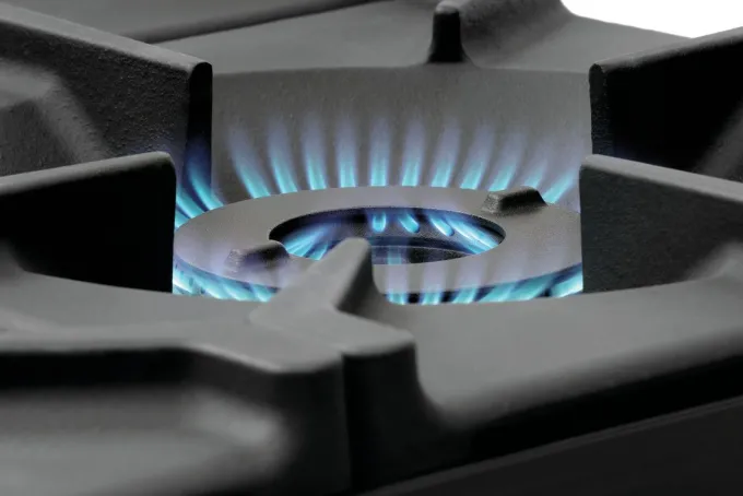 Fourneau à gaz 6 feux vifs - four à gaz GN 2/1 et armoire neutre - Bartscher