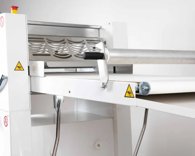 Laminoir à Pâtes Professionnel PM500 PIANI 1200 Etages - Edilser
