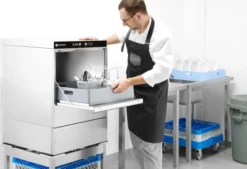 Lave-vaisselle commande électronique Panier 500x500 - 400V/6600W - Hendi