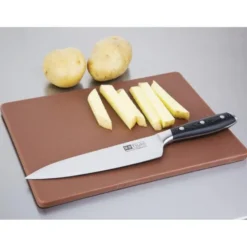 Petite planche à découper polyéthylène marron 229 x 305 x 12 mm basse densité - Hygiplas
