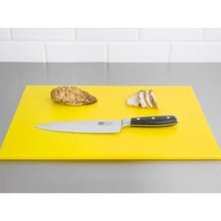 Planche à découper 450 x 300 x 12 mm jaune haute densité - Hygiplas
