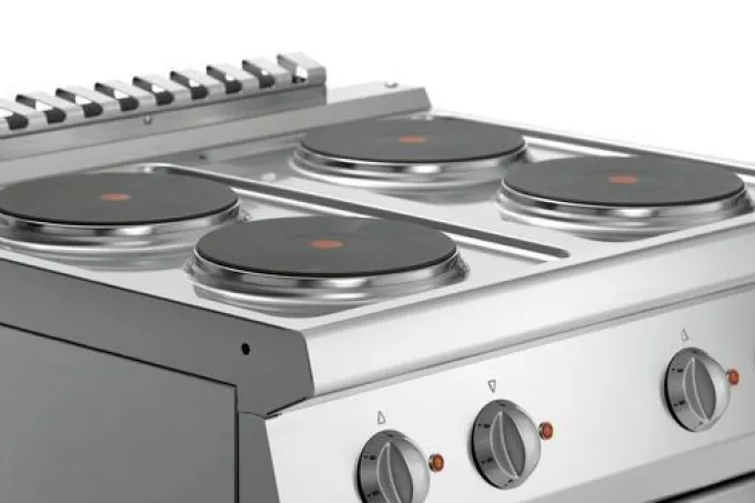 Plan de cuisson Électrique à 4 Plaques Rondes avec Four Électrique GN 1/1 - Bartscher