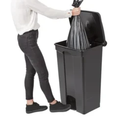 Poubelle de Cuisine Noire à Pédale 87 Litres - Jantex